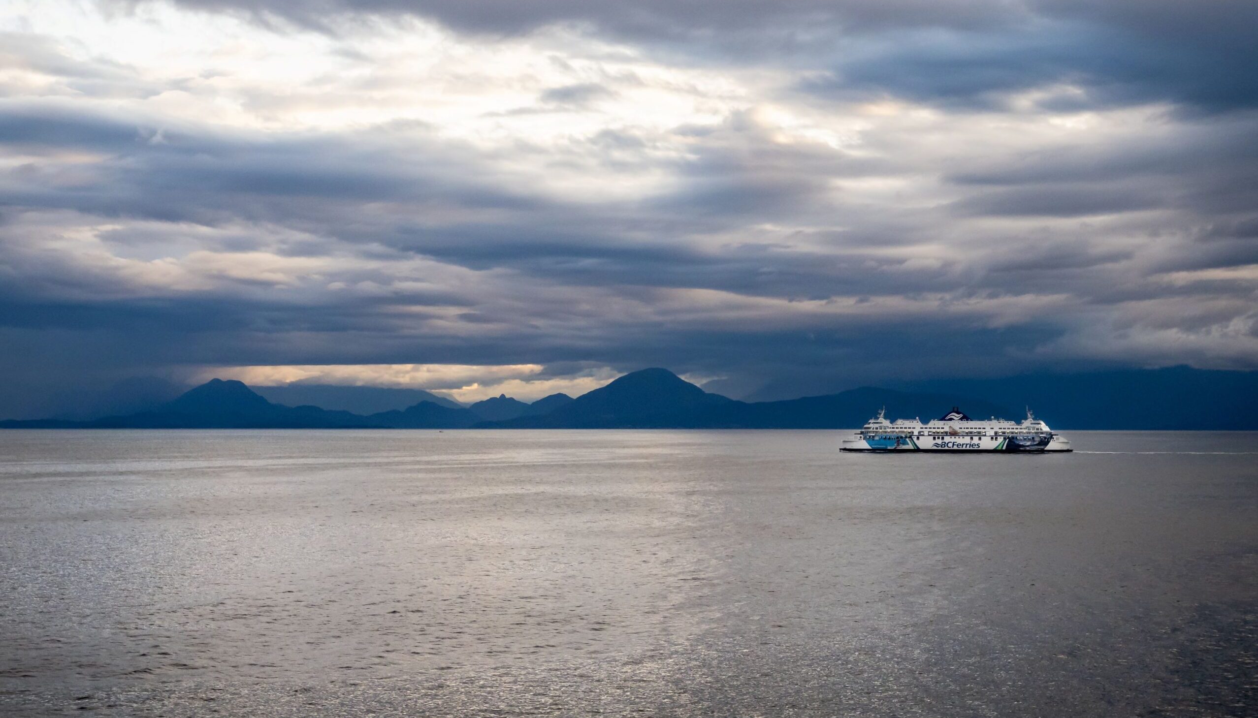Photo of a ferry crossing the Salish Sea between Vancouver and Victoria.