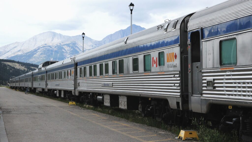 Photo of a VIA Train at a train station.