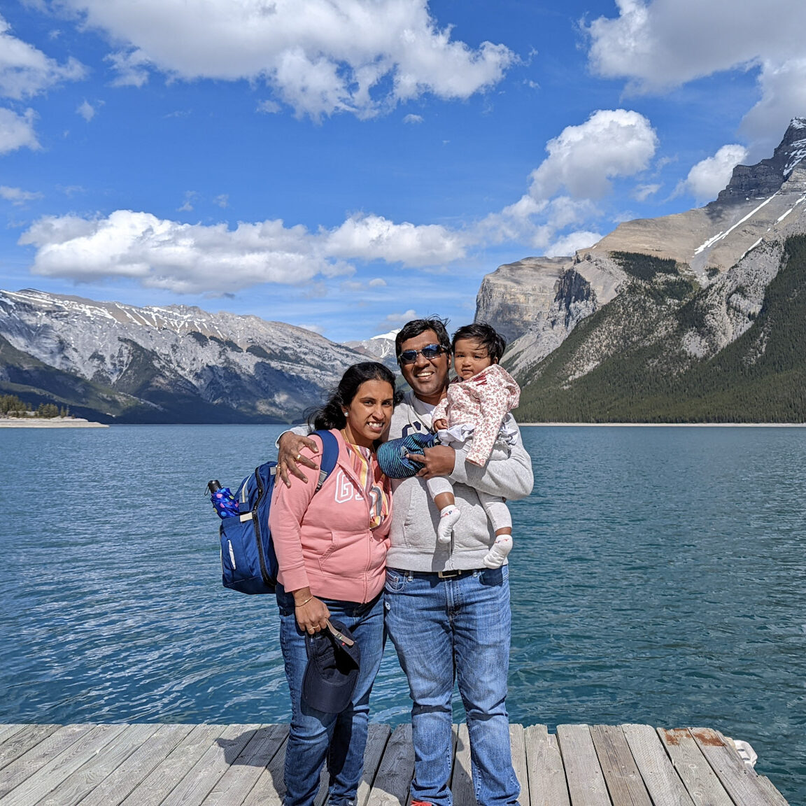 Family using Canoo at Banff National Park for free.
